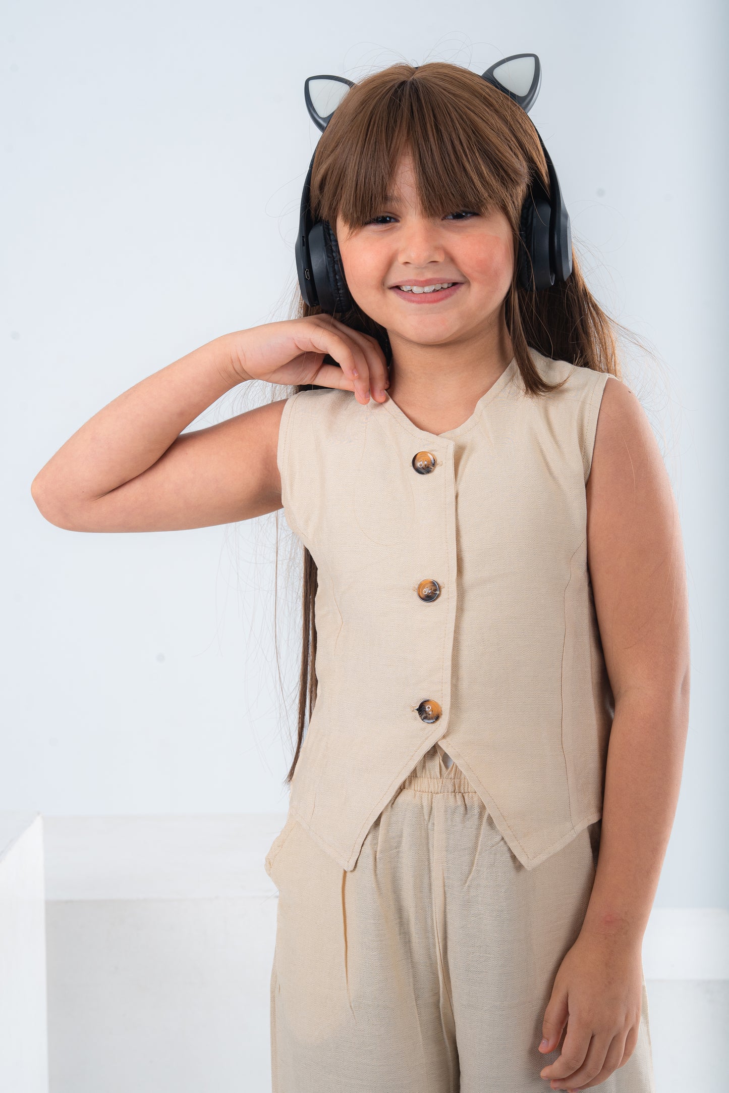 Beige Girls Vest Set