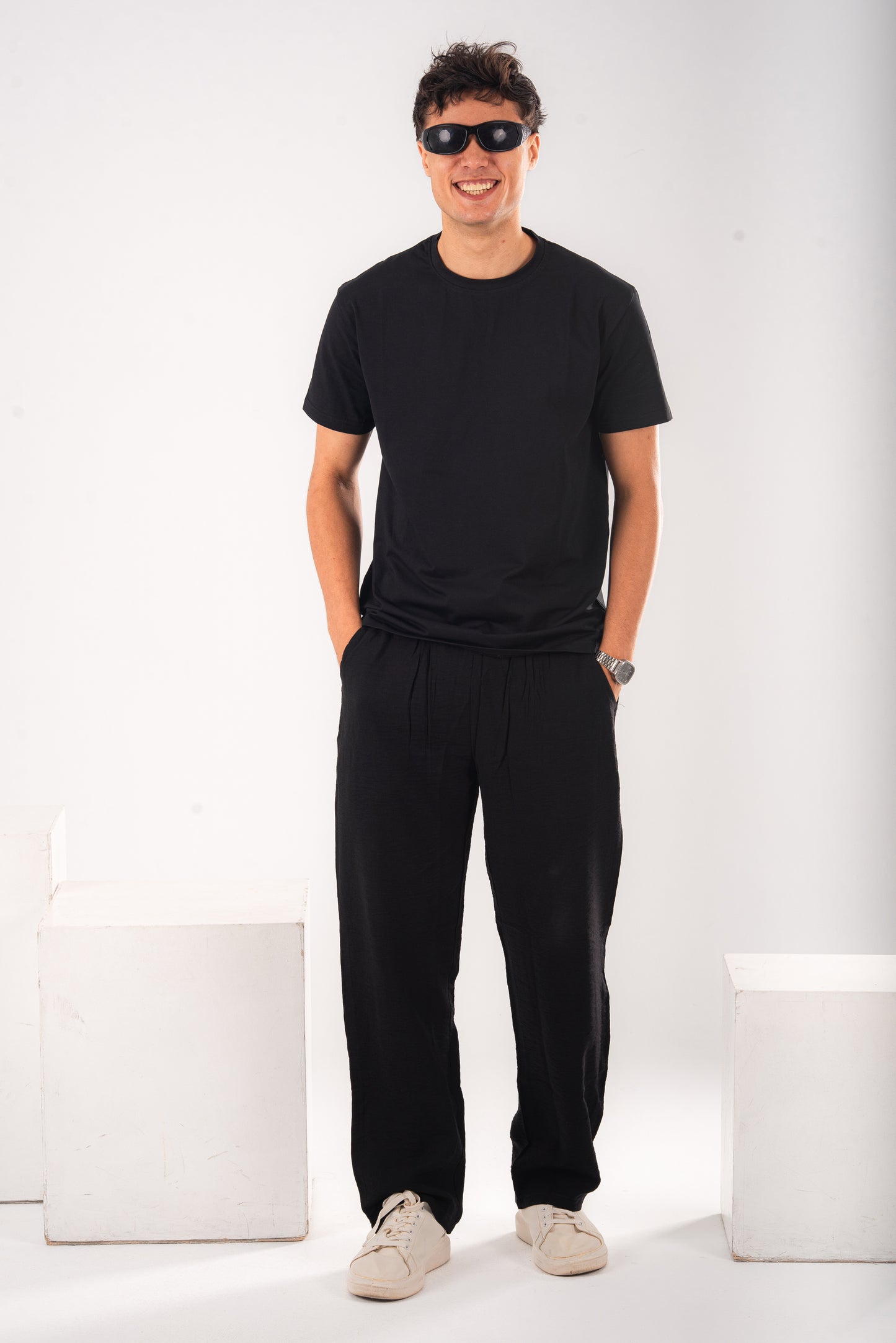 Black cotton basic Tee