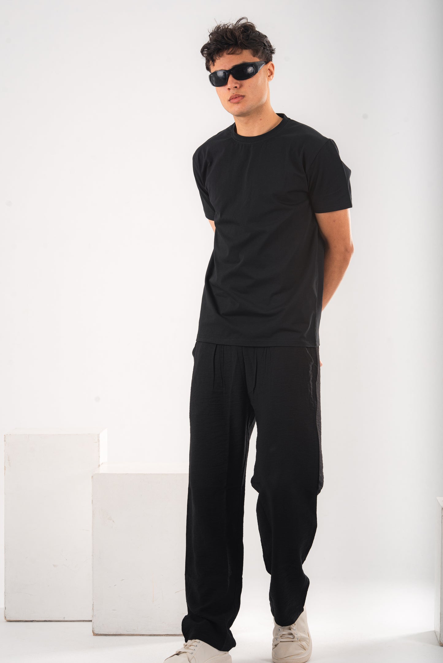 Black cotton basic Tee