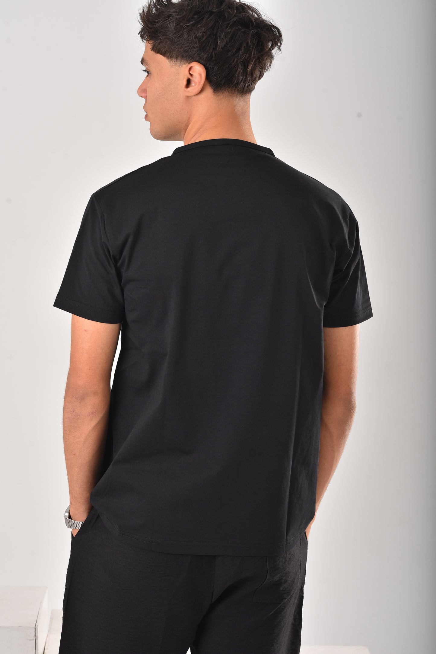 Black cotton basic Tee