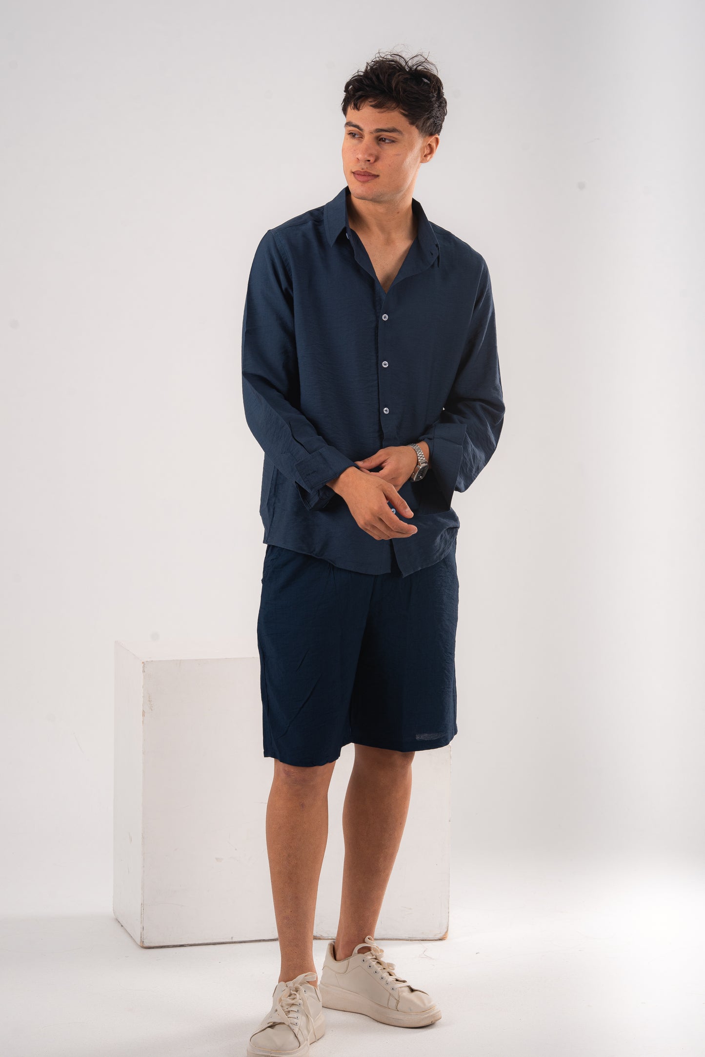 Navy linen short