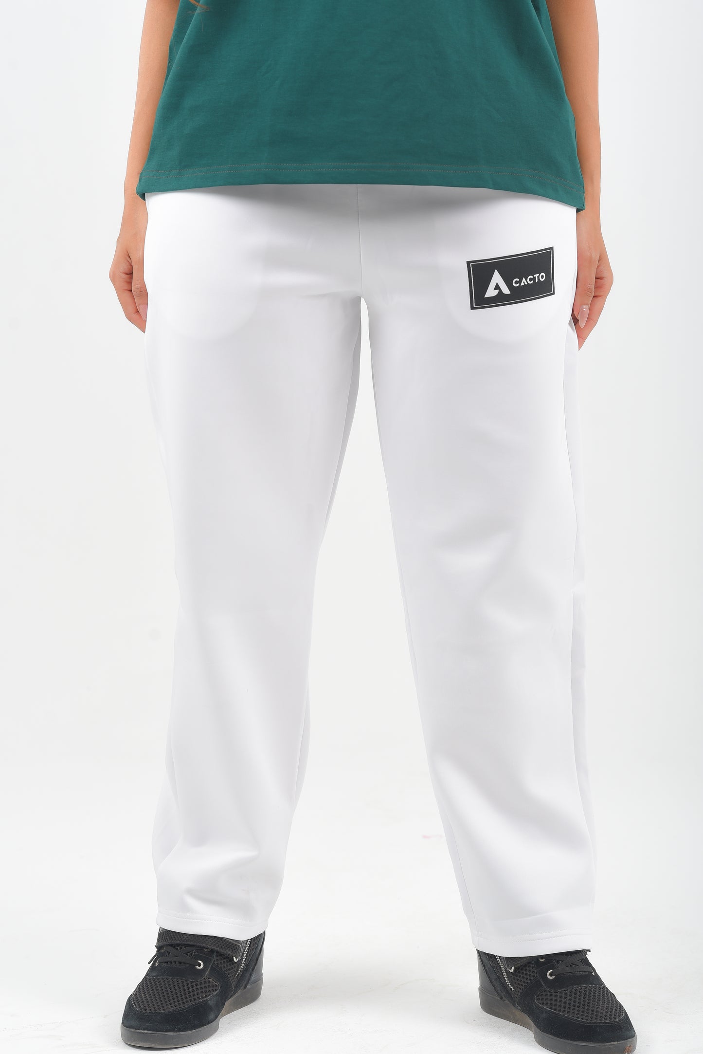 White oversized Pants